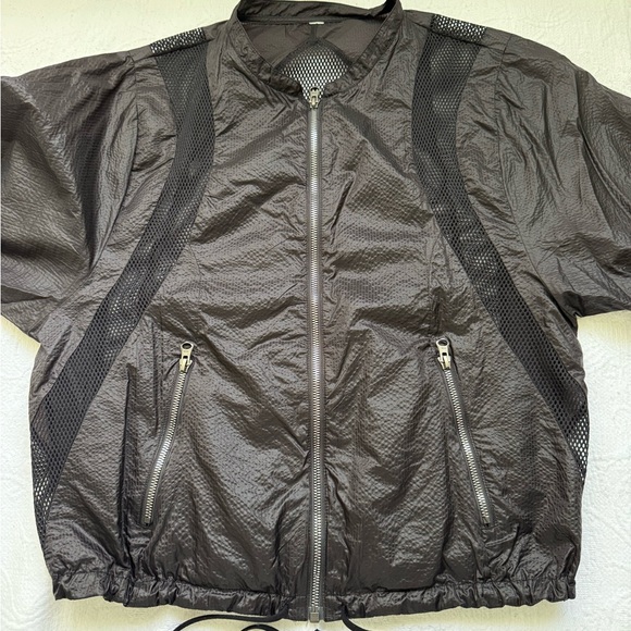 ALO Yoga Women's Black Lightweight Sunset After Yoga Jacket. Size M - Picture 11 of 14